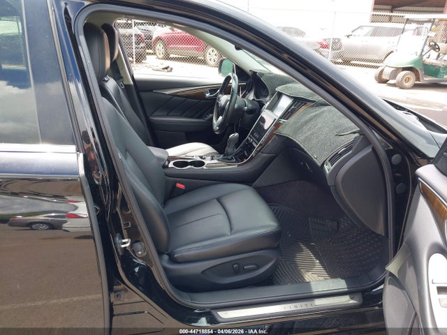 44718854 :رقم المزاد ، JN1EV7AP1KM513638 vin ، 2019 Infiniti Q50 3.0t Luxe مزاد بيع