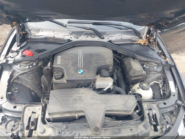 44718855 :رقم المزاد ، WBA8A3C56GK688543 vin ، 2016 Bmw 320i Xdrive مزاد بيع