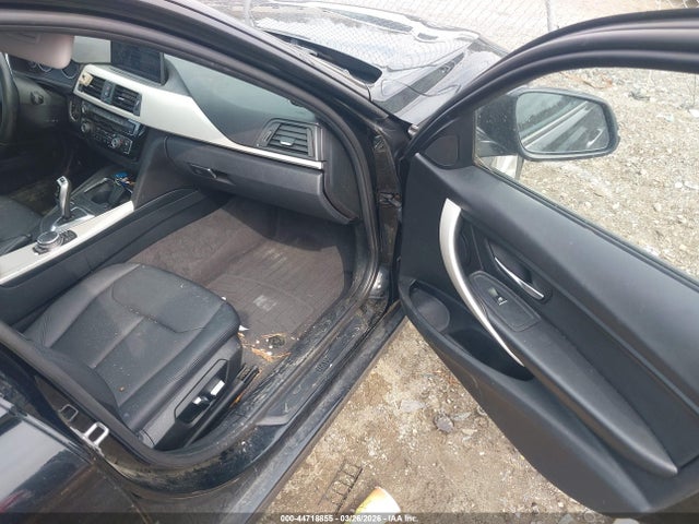 44718855 :رقم المزاد ، WBA8A3C56GK688543 vin ، 2016 Bmw 320i Xdrive مزاد بيع
