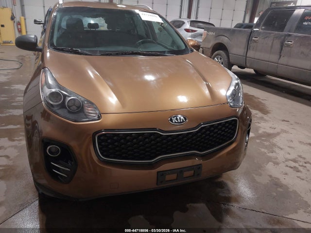 44718856 :رقم المزاد ، KNDPMCAC4H7157658 vin ، 2017 Kia Sportage Lx مزاد بيع