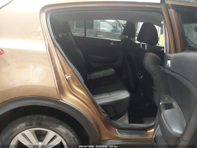 44718856 :رقم المزاد ، KNDPMCAC4H7157658 vin ، 2017 Kia Sportage Lx مزاد بيع