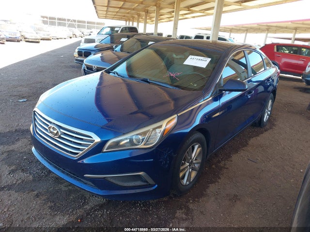 Hyundai SONATA SE 2017 5NPE24AF3HH499546 Image 2