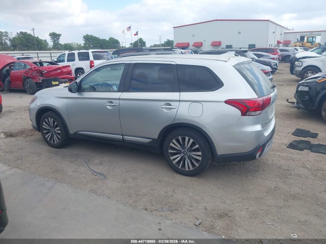 Продаж на аукціоні авто 2020 Mitsubishi Outlander Es 2.4, vin: JA4AD2A39LZ006855, номер лоту: 44718865