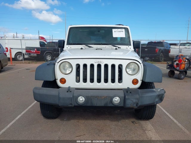 Продаж на аукціоні авто 2013 Jeep Wrangler Unlimited Sport, vin: 1C4BJWDG1DL550764, номер лоту: 44718890