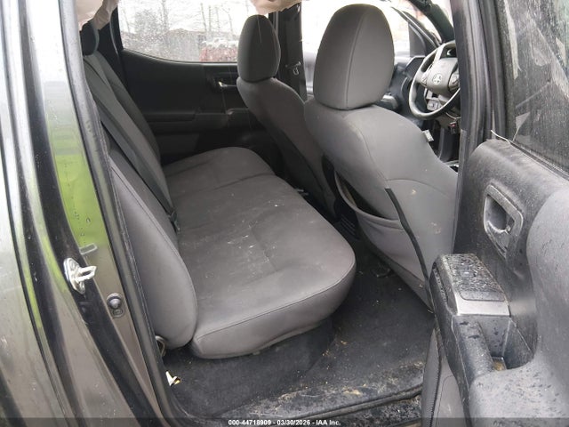 Продажа на аукционе авто 2019 Toyota Tacoma Trd Off Road, vin: 3TMCZ5AN0KM253135, номер лота: 44718909