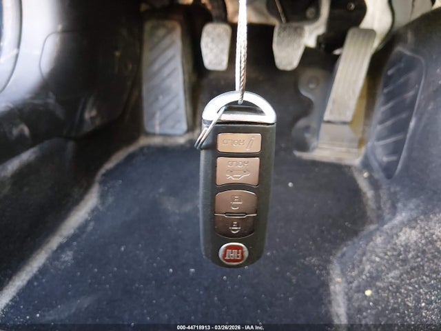 2018 Fiat 124 Spider Lusso მანქანა იყიდება აუქციონზე, vin: JC1NFAEK0J0137569, აუქციონის ნომერი: 44718913