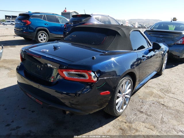 2018 Fiat 124 Spider Lusso მანქანა იყიდება აუქციონზე, vin: JC1NFAEK0J0137569, აუქციონის ნომერი: 44718913
