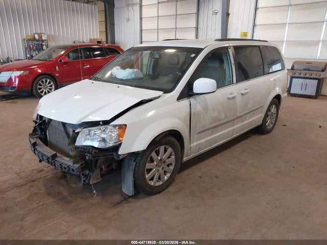 44718930 :رقم المزاد ، 2C4RC1BG6GR157451 vin ، 2016 Chrysler Town & Country Touring مزاد بيع