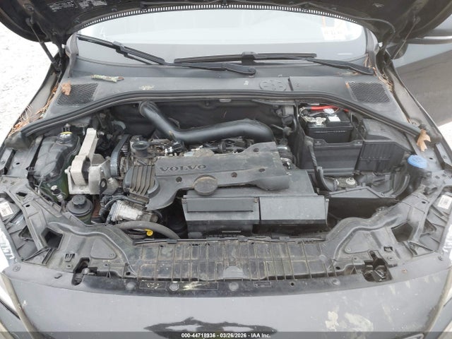 2016 VOLVO S60 YV1612TK8G2400624 Photo 9