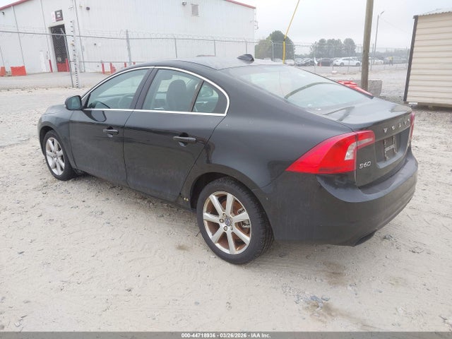 2016 VOLVO S60 YV1612TK8G2400624 Photo 2
