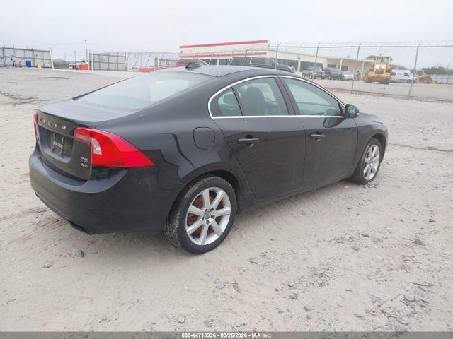 2016 VOLVO S60 YV1612TK8G2400624 Photo 3