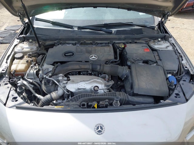 WDD3G4EB7KW024909 Mercedes-Benz A 220