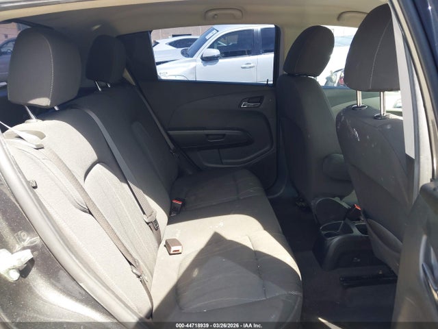 1G1JC6SG5G4163733 Chevrolet Sonic Lt Auto