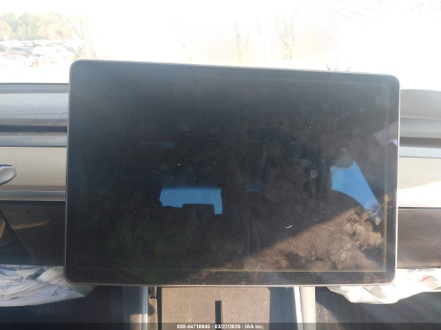Продаж на аукціоні авто 2020 Tesla Model 3 Standard Range Plus Rear-wheel Drive/standard Range Rear-wheel Drive, vin: 5YJ3E1EA2LF590472, номер лоту: 44718945