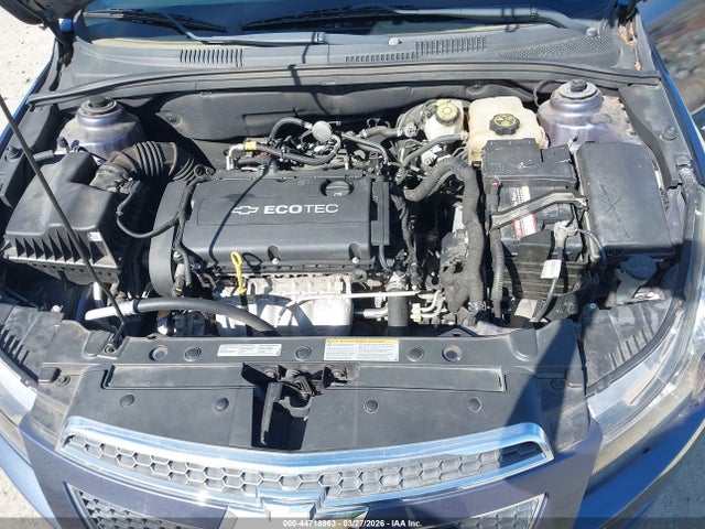 1G1PA5SH7E7446049 Chevrolet Cruze Ls Auto