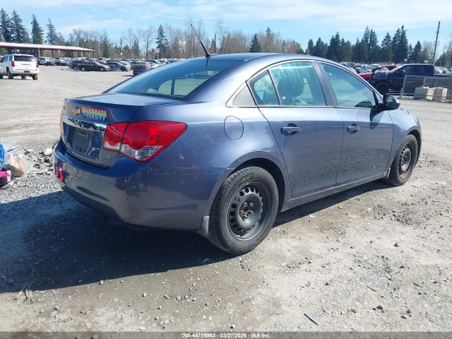 1G1PA5SH7E7446049 Chevrolet Cruze Ls Auto