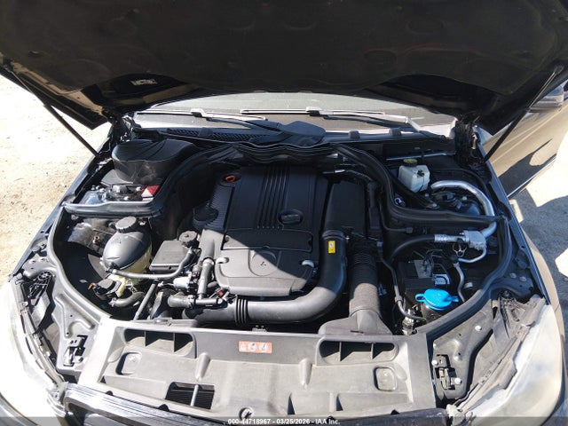 2013 Mercedes-benz C 250 Sport მანქანა იყიდება აუქციონზე, vin: WDDGF4HB1DR293196, აუქციონის ნომერი: 44718967