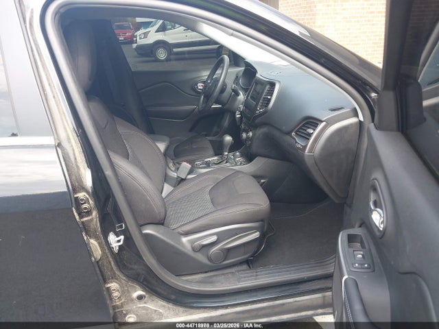 2019 JEEP CHEROKEE 1C4PJMCB0KD449478 Photo 4