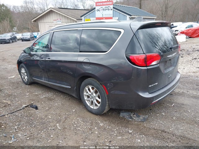 2020 Chrysler Pacifica Touring L მანქანა იყიდება აუქციონზე, vin: 2C4RC1BG8LR132612, აუქციონის ნომერი: 44718984