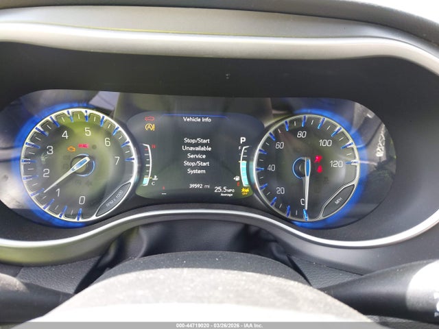 Продаж на аукціоні авто 2025 Chrysler Pacifica Select, vin: 2C4RC1BG3SR554219, номер лоту: 44719020
