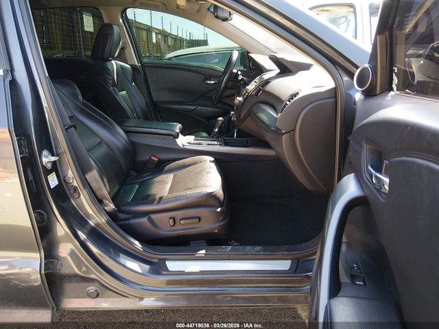 44719036 :رقم المزاد ، 5J8TB3H58FL000670 vin ، 2015 Acura Rdx مزاد بيع
