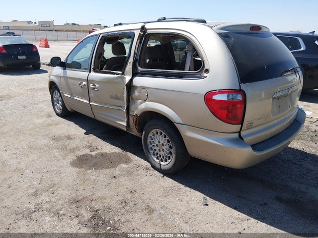 2002 CHRYSLER TOWN & COUNTRY 2C4GP54L22R613211 Photo 2