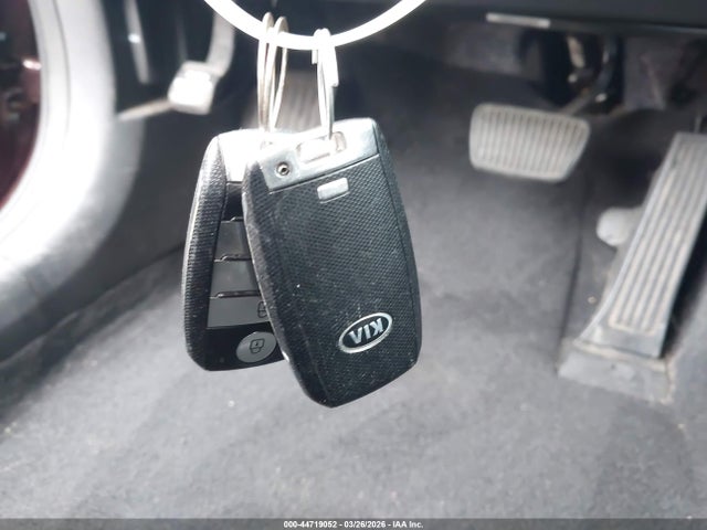 5XXGT4L15GG077344 KIA Optima Lx Turbo