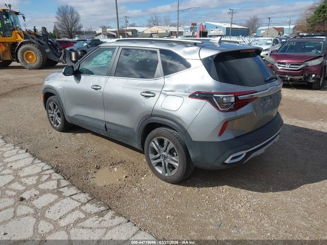 Продаж на аукціоні авто 2023 Kia Seltos S, vin: KNDEUCAA9P7396515, номер лоту: 44719066