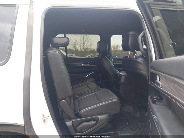 44719084 :رقم المزاد ، 1C4SJUBP0RS172022 vin ، 2024 Jeep Wagoneer Series Ii 4x2 مزاد بيع