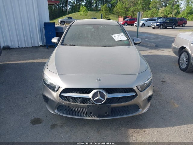 WDD3G4EB1LW038502 Mercedes-Benz A 220