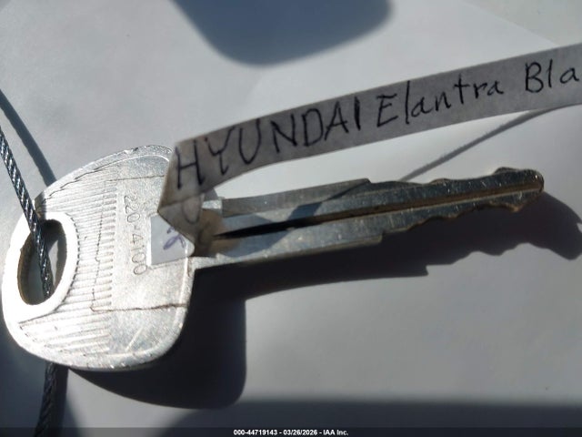 Aukcja sprzedaży 2005 Hyundai Elantra Gls/gt, vin: KMHDN56D55U172501, numer aukcji: 44719143