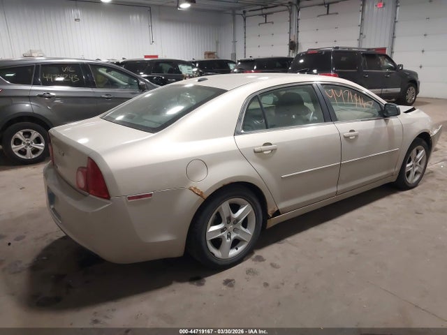 2010 CHEVROLET MALIBU 1G1ZB5EB3AF131861 Photo 3