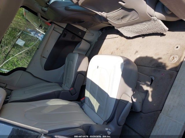 Продаж на аукціоні авто 2017 Chrysler Pacifica Touring-l, vin: 2C4RC1BG6HR553137, номер лоту: 44719176