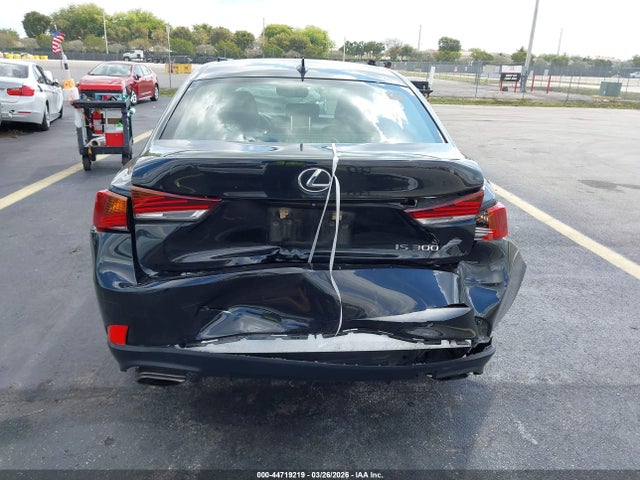 Aukcja sprzedaży 2018 Lexus Is 300, vin: JTHBA1D25J5065212, numer aukcji: 44719219