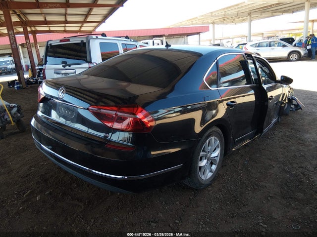 Aukcja sprzedaży 2017 Volkswagen Passat 1.8t S, vin: 1VWAT7A36HC006339, numer aukcji: 44719226