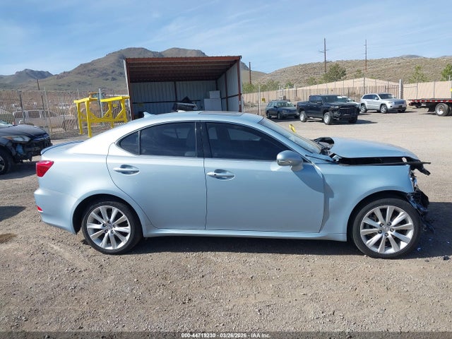 Продаж на аукціоні авто 2013 Lexus Is 250, vin: JTHCF5C29D5062316, номер лоту: 44719230