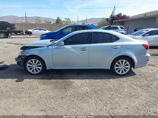 Продаж на аукціоні авто 2013 Lexus Is 250, vin: JTHCF5C29D5062316, номер лоту: 44719230