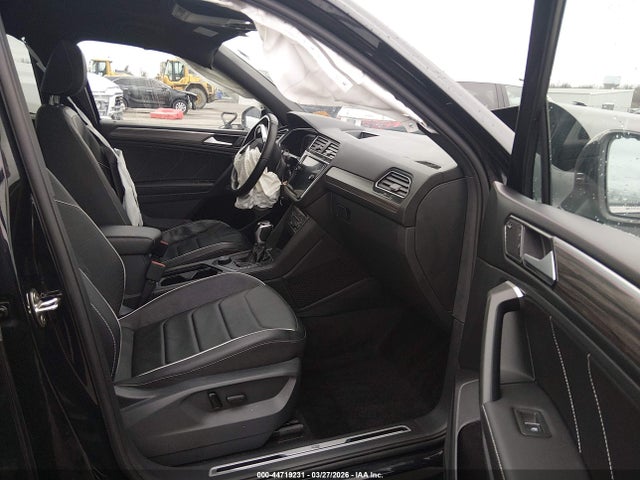2024 Volkswagen Tiguan 2.0t Sel R-line მანქანა იყიდება აუქციონზე, vin: 3VV4B7AX9RM137952, აუქციონის ნომერი: 44719231
