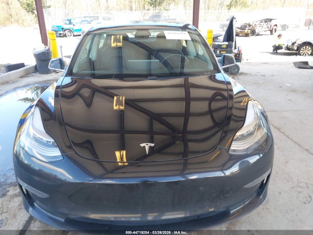 44719254 :رقم المزاد ، 5YJ3E1EB8LF801134 vin ، 2020 Tesla Model 3 Long Range Dual Motor All-wheel Drive مزاد بيع