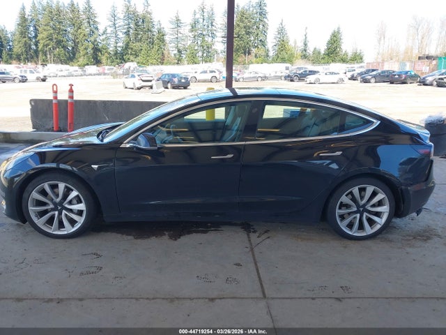 44719254 :رقم المزاد ، 5YJ3E1EB8LF801134 vin ، 2020 Tesla Model 3 Long Range Dual Motor All-wheel Drive مزاد بيع