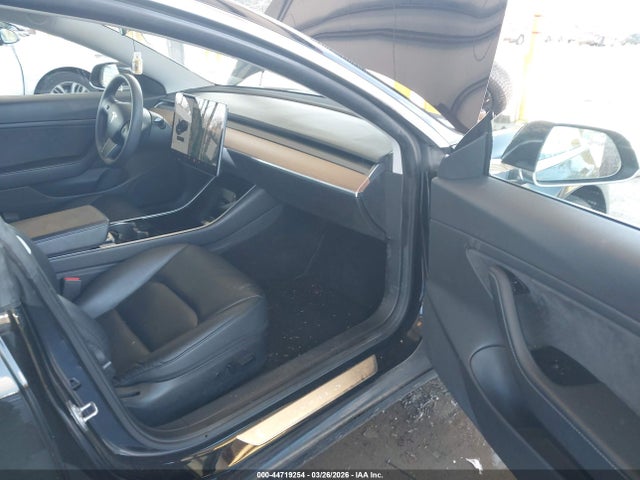 2020 TESLA MODEL 3 5YJ3E1EB8LF801134 Photo 4