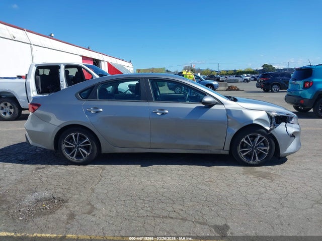 KIA Forte Lxs 2023 3KPF24AD4PE506753 Image 13