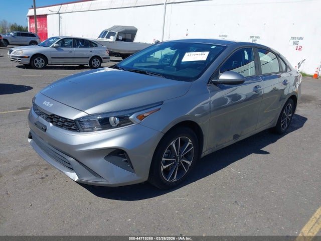 KIA Forte Lxs 2023 3KPF24AD4PE506753 Image 2