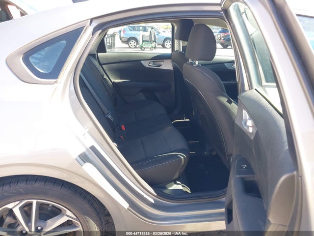 KIA Forte Lxs 2023 3KPF24AD4PE506753 Image 8