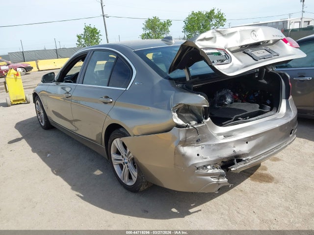 BMW 330e Iperformance 2018 WBA8E1C54JA758613 Image 3