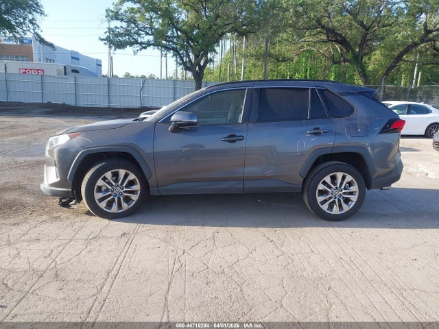 Aukcja sprzedaży 2021 Toyota Rav4 Xle Premium, vin: 2T3C1RFV2MW147682, numer aukcji: 44719298