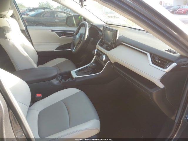 Aukcja sprzedaży 2021 Toyota Rav4 Xle Premium, vin: 2T3C1RFV2MW147682, numer aukcji: 44719298