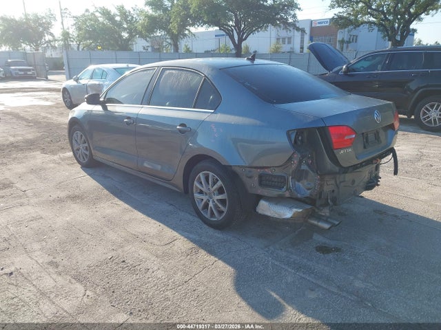 44719317 :رقم المزاد ، 3VWD07AJ8EM433889 vin ، 2014 Volkswagen Jetta 1.8t Se مزاد بيع
