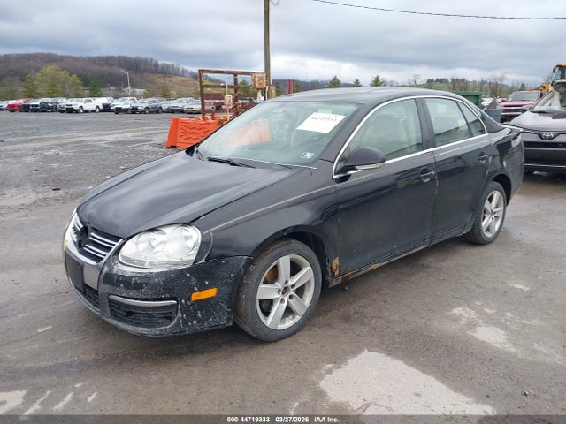 44719333 :رقم المزاد ، 3VWRL7AJXAM181201 vin ، 2010 Volkswagen Jetta Tdi مزاد بيع