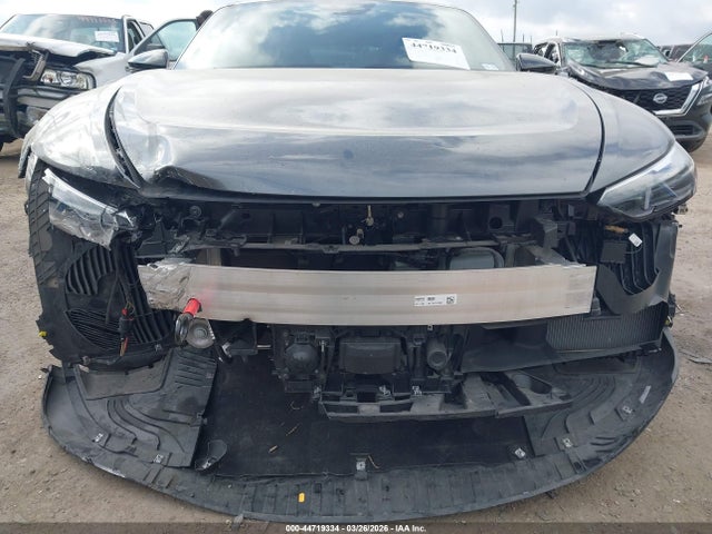 44719334 :رقم المزاد ، WAUBHBFW9P7901116 vin ، 2023 Audi Rs E-tron Gt Quattro مزاد بيع